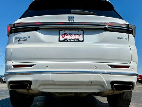 Used 2025 Buick Enclave Avenir w/ Super Cruise Package image 17