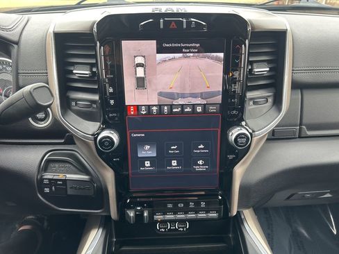 Used 2023 RAM 2500 Laramie image 30