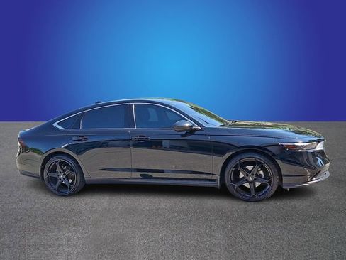 Used 2024 Honda Accord EX image 3