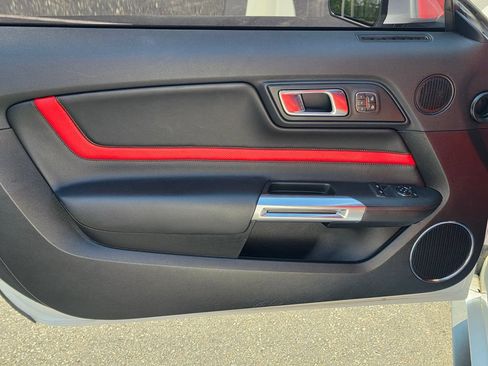 Used 2019 Ford Mustang GT Premium w/ Equipment Group 401A RWD image 12