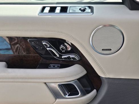 Used 2021 Land Rover Range Rover Westminster Edition image 31