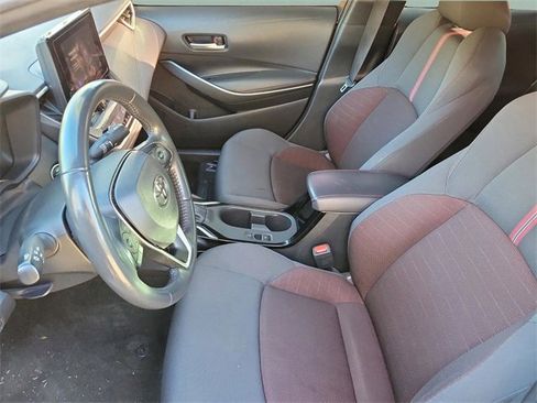 Used 2024 Toyota Corolla SE image 9
