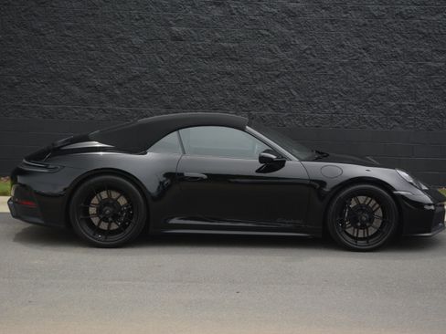 Certified 2025 Porsche 911 Carrera 4 GTS AWD/4WD image 8