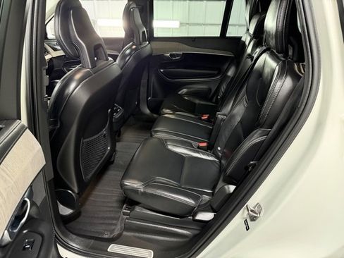 Used 2022 Volvo XC90 T6 Inscription w/ Advanced Package image 11