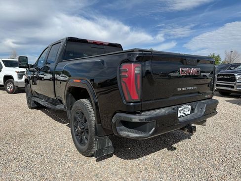 Used 2024 GMC Sierra 3500 AT4 w/ AT4 Premium Plus Package AWD/4WD image 7