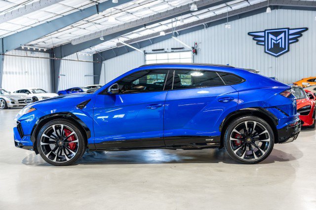 Used 2023 Lamborghini Urus S AWD/4WD image 3