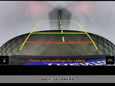 Used 2023 Toyota RAV4 XLE image 5