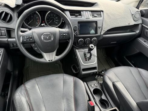 Used 2014 MAZDA MAZDA5 Grand Touring FWD image 16