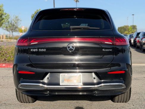 Used 2023 Mercedes-Benz EQS 580 4MATIC SUV image 9
