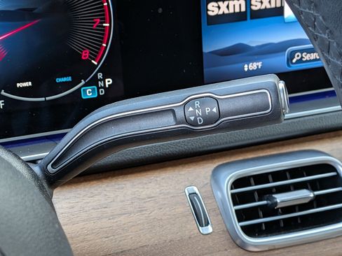 Used 2024 Mercedes-Benz GLE 350 4MATIC image 23