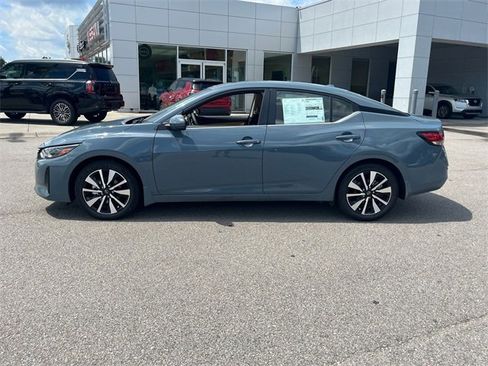 New 2025 Nissan Sentra SV w/ SV Premium Package image 7