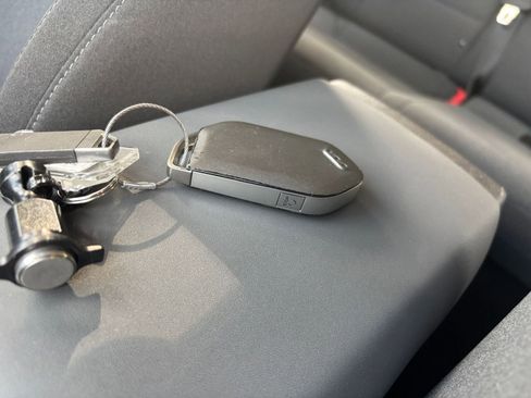 Used 2025 Kia K4 LXS image 22