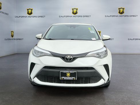 Used 2021 Toyota C-HR LE image 2