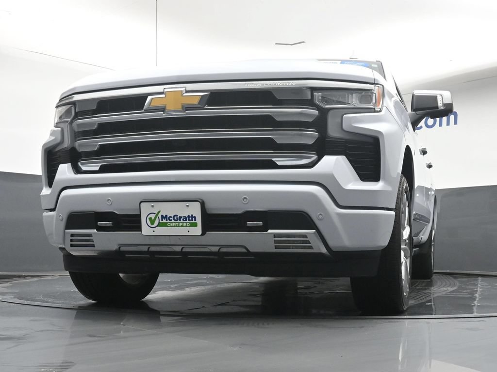 Used 2026 Chevrolet Silverado 1500 High Country AWD/4WD image 7