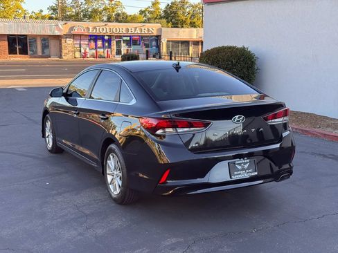 Used 2019 Hyundai Sonata SE FWD image 4