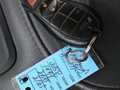 Used 2018 RAM 3500 Tradesman w/ Chrome Appearance Group image 25