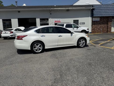 Used 2013 Nissan Altima 2.5 SV w/ 2.5SV Convenience Pkg image 26
