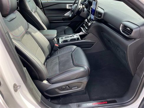 Used 2023 Ford Explorer ST w/ Equipment Group 401A image 12