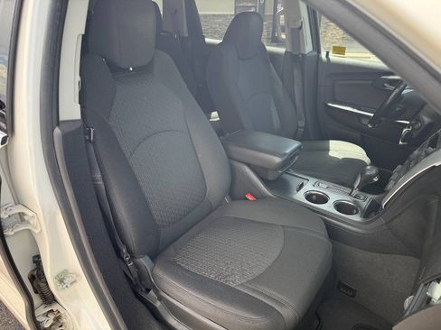 Used 2012 Chevrolet Traverse LT AWD/4WD image 11