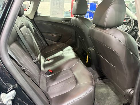 Used 2016 Buick Verano Leather w/ Experience Buick Package FWD image 33