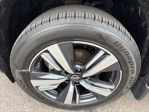 Certified 2023 Nissan Rogue SL w/ SL Premium Package AWD/4WD image 35