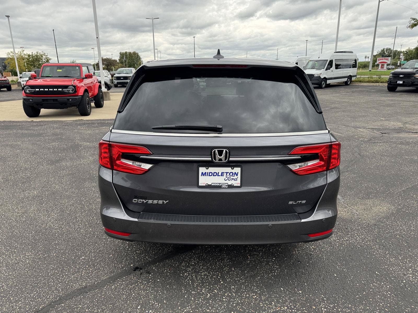 Used 2023 Honda Odyssey Elite image 6