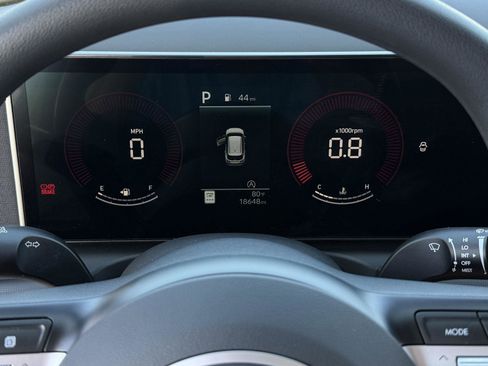 Certified 2025 Hyundai Tucson SEL image 11