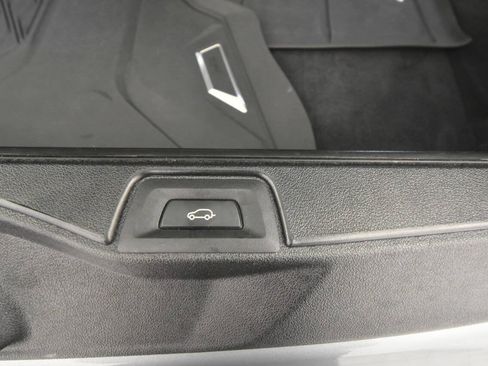 Used 2024 BMW X5 xDrive40i w/ Premium Package AWD/4WD image 38