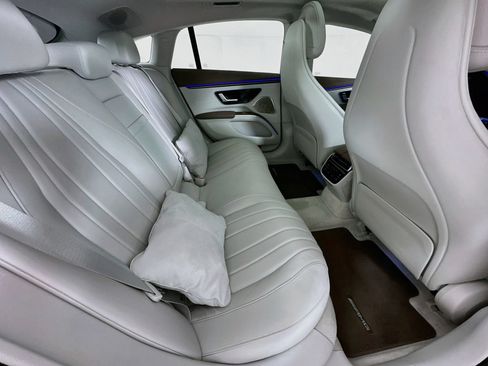 Used 2023 Mercedes-Benz EQS 580 4MATIC Sedan image 30