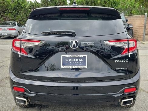 New 2025 Acura RDX Advance Package image 4