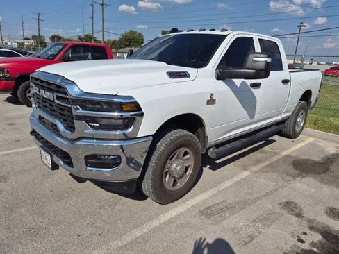 Used 2025 RAM 2500 Tradesman AWD/4WD image 1