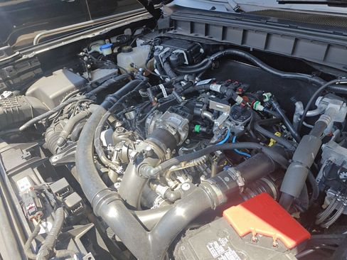 Used 2022 Ford Bronco Wildtrak AWD/4WD image 10