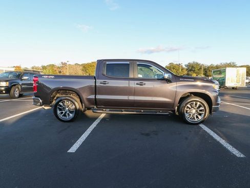 Used 2022 Chevrolet Silverado 1500 LT image 11
