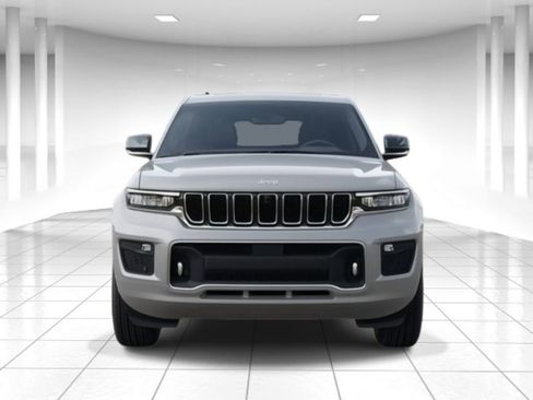 New 2025 Jeep Grand Cherokee Overland w/ Adv Protech Group III AWD/4WD image 6