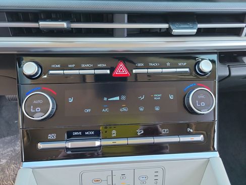 New 2026 Hyundai Santa Fe SEL FWD image 31