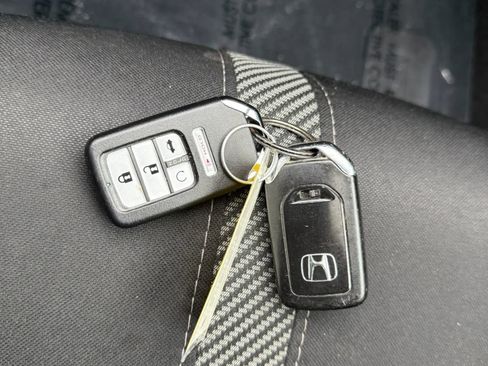 Used 2016 Honda Civic EX image 35