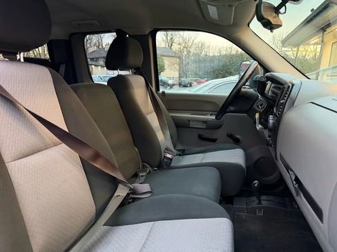 Used 2007 Chevrolet Silverado 2500 W/T w/ LS Package image 19