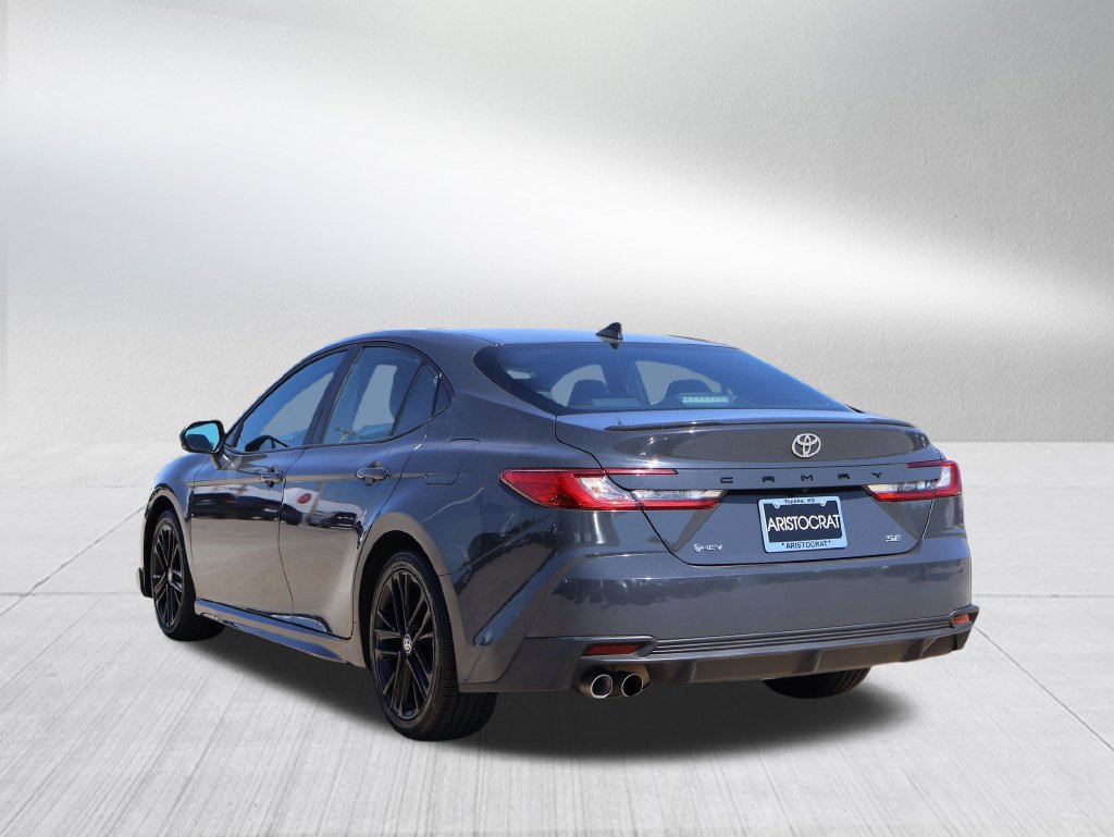 Used 2025 Toyota Camry SE FWD image 20