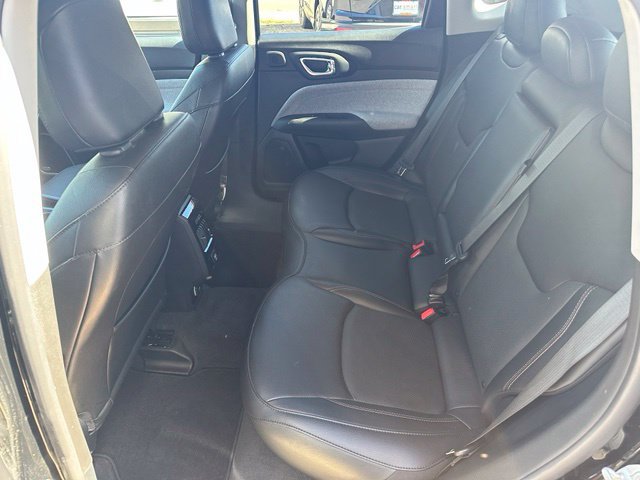 Used 2022 Jeep Compass Latitude w/ Sun and Sound Group AWD/4WD image 20