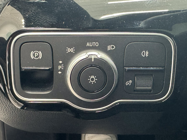 Certified 2026 Mercedes-Benz CLA 250 image 37