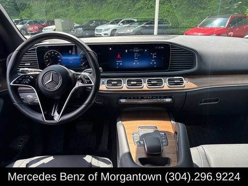 Certified 2025 Mercedes-Benz GLE 450 4MATIC image 17