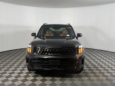 Used 2025 Kia Telluride EX X-Line AWD/4WD image 4