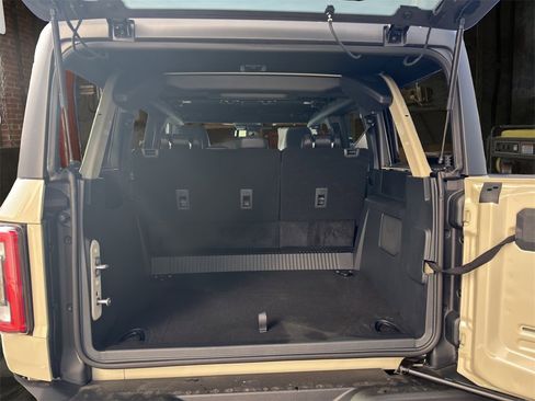 New 2025 Ford Bronco Outer Banks image 37