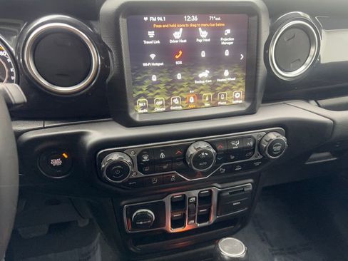 Used 2023 Jeep Wrangler Altitude image 60