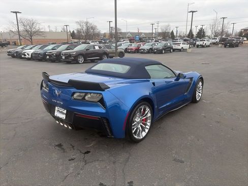 Used 2015 Chevrolet Corvette Z06 w/ 3LZ Preferred Equipment Group image 6