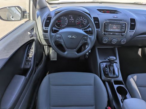 Certified 2017 Kia Forte LX w/ LX Popular Package image 18
