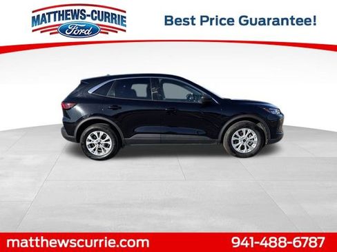 Certified 2023 Ford Escape Active image 3