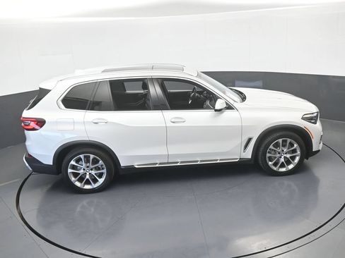 Used 2023 BMW X5 xDrive40i w/ Premium Package AWD/4WD image 60