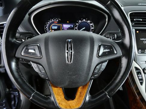 Used 2018 Lincoln MKX Reserve w/ Lincoln MKX Climate Package AWD/4WD image 21