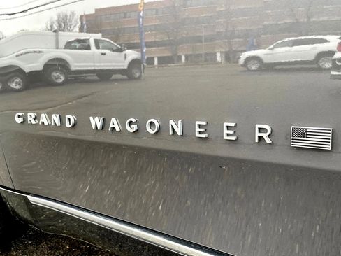 Used 2022 Jeep Grand Wagoneer Series I image 21